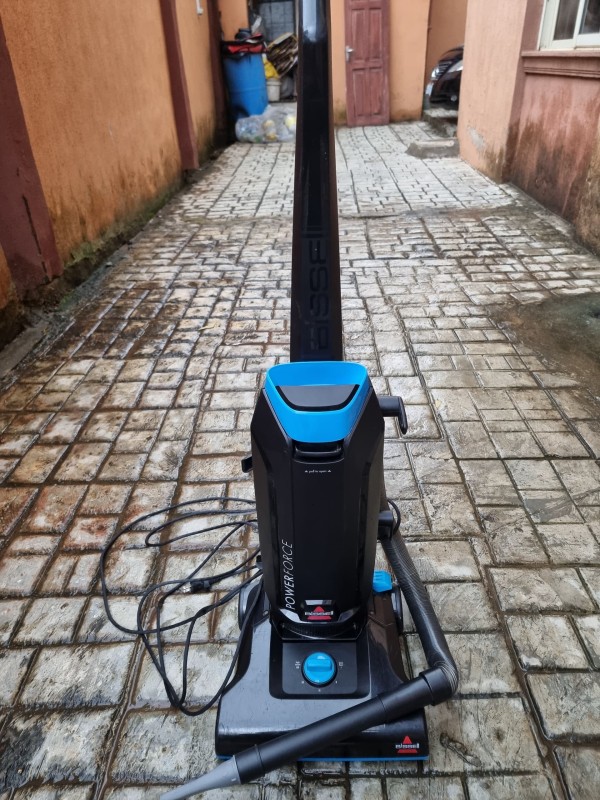 BISSELL POWER FORCE 1739 VACUUM CLEANER