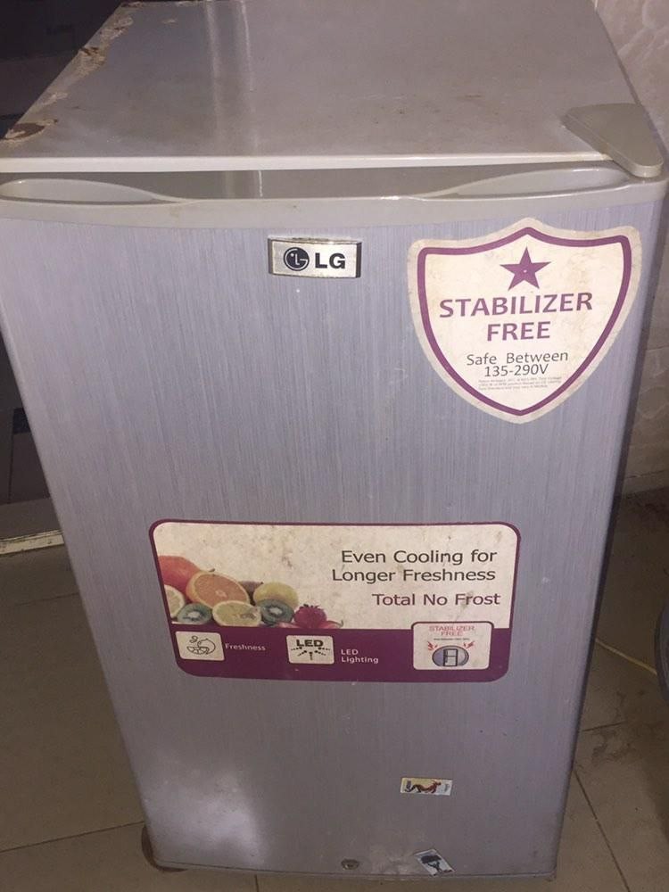 LG GC-131QS Refrigerator