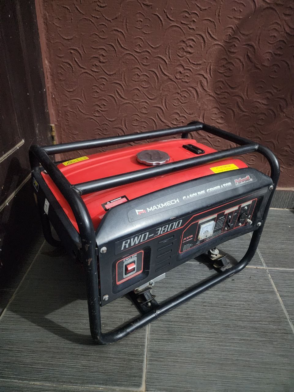 Maxmech 2.5KVA Manual Starter 100% Copper Petrol Generator | RWD-3800