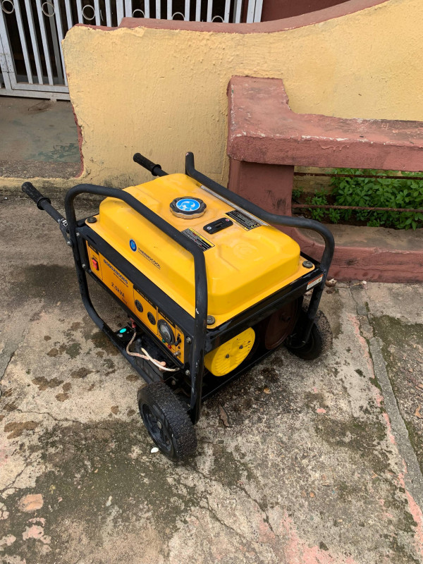 Clean Haier Thermocool 2.5Kva Key Starter Generator | Bobo 2800ES 2.5KVA/2KW For-Sale [ Product Code >> 0491 ]
