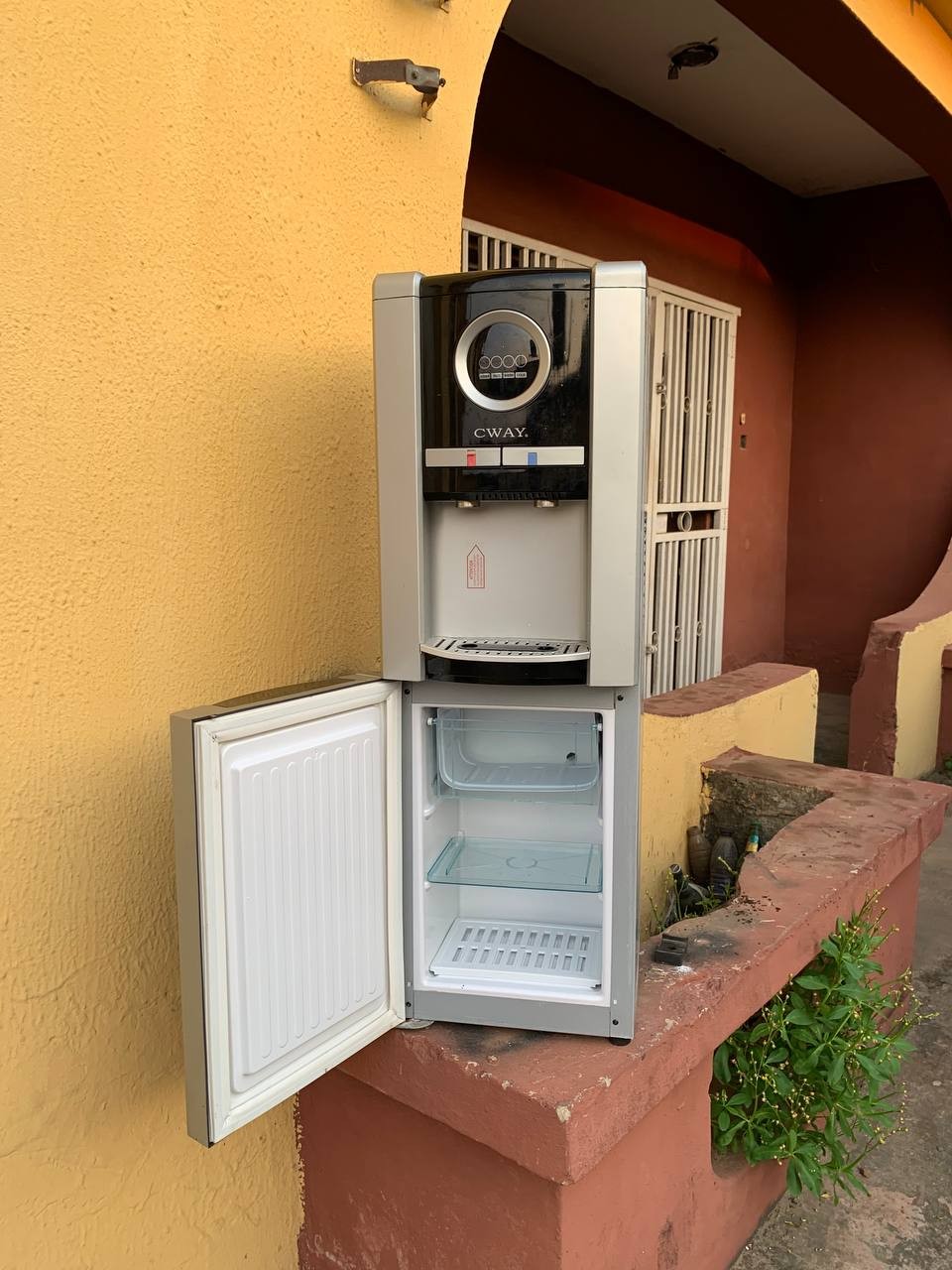 ❌❌SOLD-OUT❌❌   V.Clean Hot, Warm & Cold Cway Water Dispenser With a Mini Fridge LM-YL158B-15 For-Sale