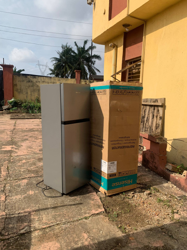V.Clean 1Month Used, Hisense Top Freezer Refrigerator 154Litters (200DR) For-Sale [ Product Code >> 0749 ]