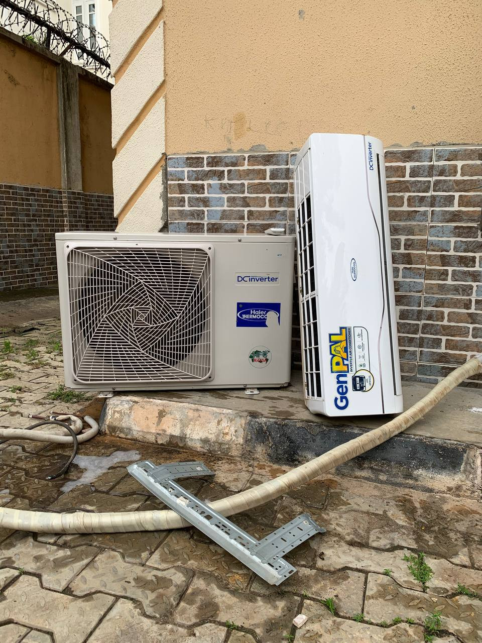 V.Clean 1.5Hp Dc Inverter Haier Thermocool GenPal Air-Conditioner With Kit, Already Filled Gas and Inner Hanger