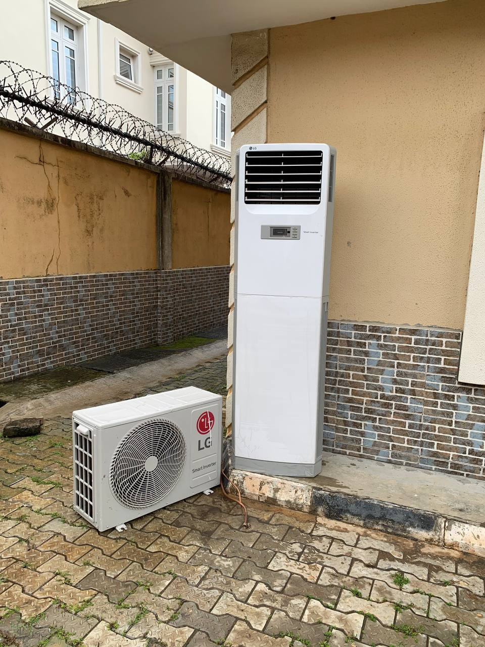 V.Clean One Month Used LG Floor Standing AC 2Hp Inverter With Kit & Already Filled Gas For-Sale