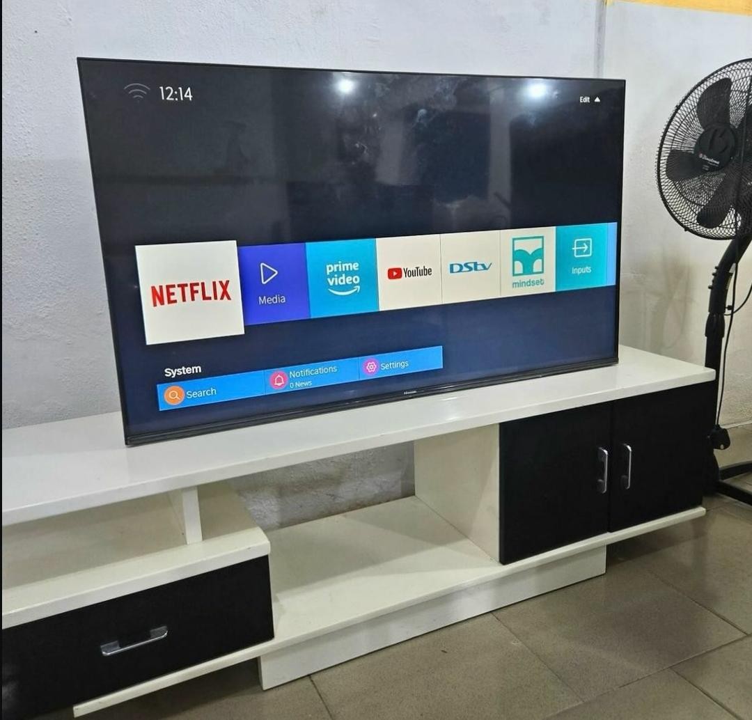 50 inches Hisense VIDAA smart tv