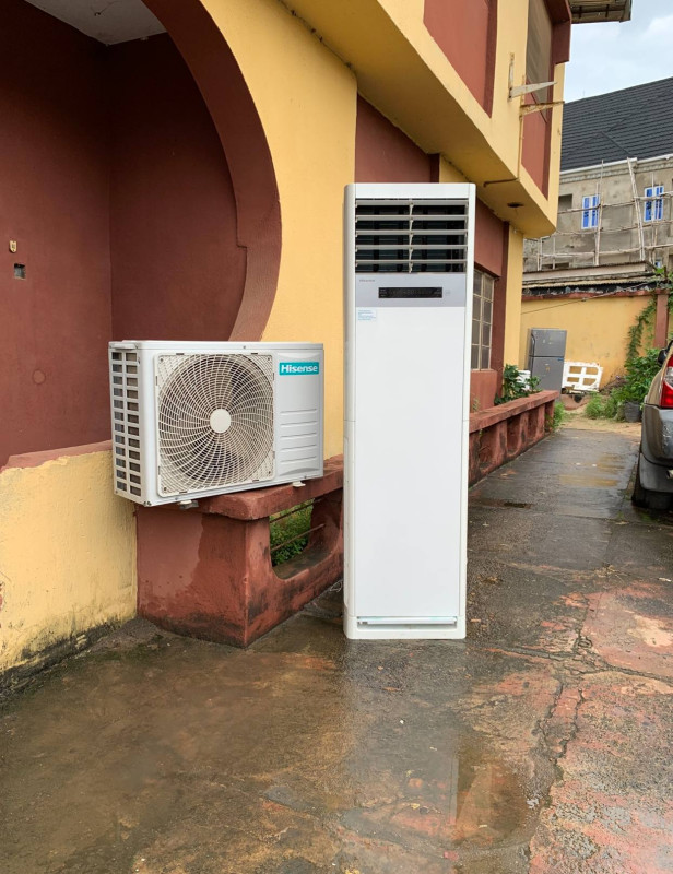 V.Clean 2Hp Hisense Low Voltage Storage Standing Air-Conditioner With Gas For-Sale  [ Product Code >> 0552 ]