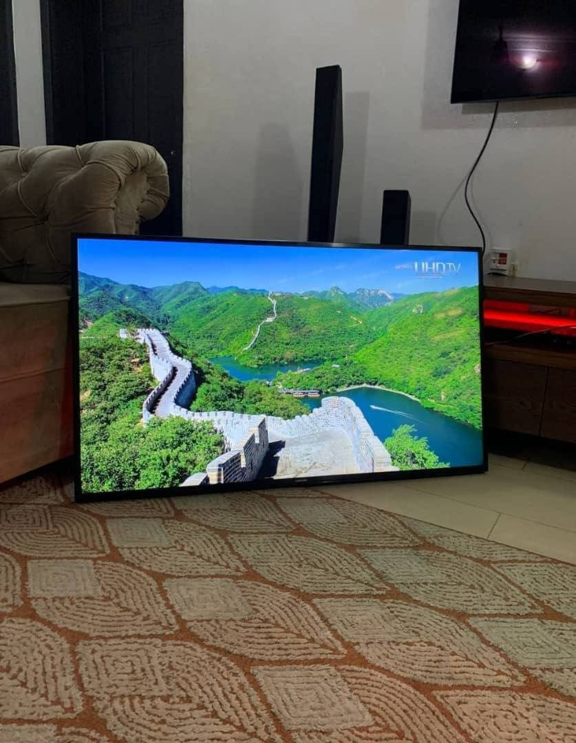 V.Clean 40Inches UHD Samsung 4K Smart Tv For-Sale