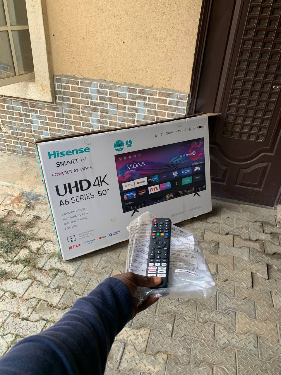 ❌❌SOLD-OUT❌❌ V.Clean, Two Months Used, Bluetooth, 50Inches, 4K, Smart Hisense Frameless With pack Tv For-Sale [ Product Code >> 0366 ]