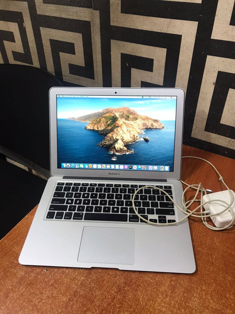 V.Clean 4Gb Ram, 64Gb Ssd, Corei5, Keyboard Light, 2012 MacBook Air For-Sale