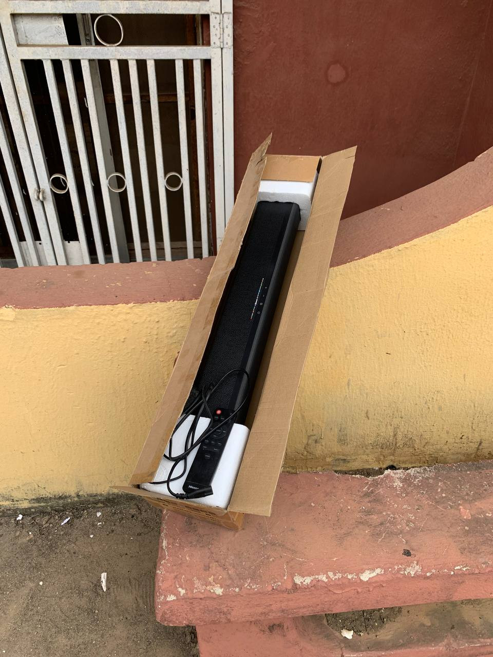 ❌❌SOLD-OUT❌❌ V.Clean, 1Month Used, Hisense Hs214 2.1Ch Sound Bar With Built-In Sunwoofer 80W For-Sale