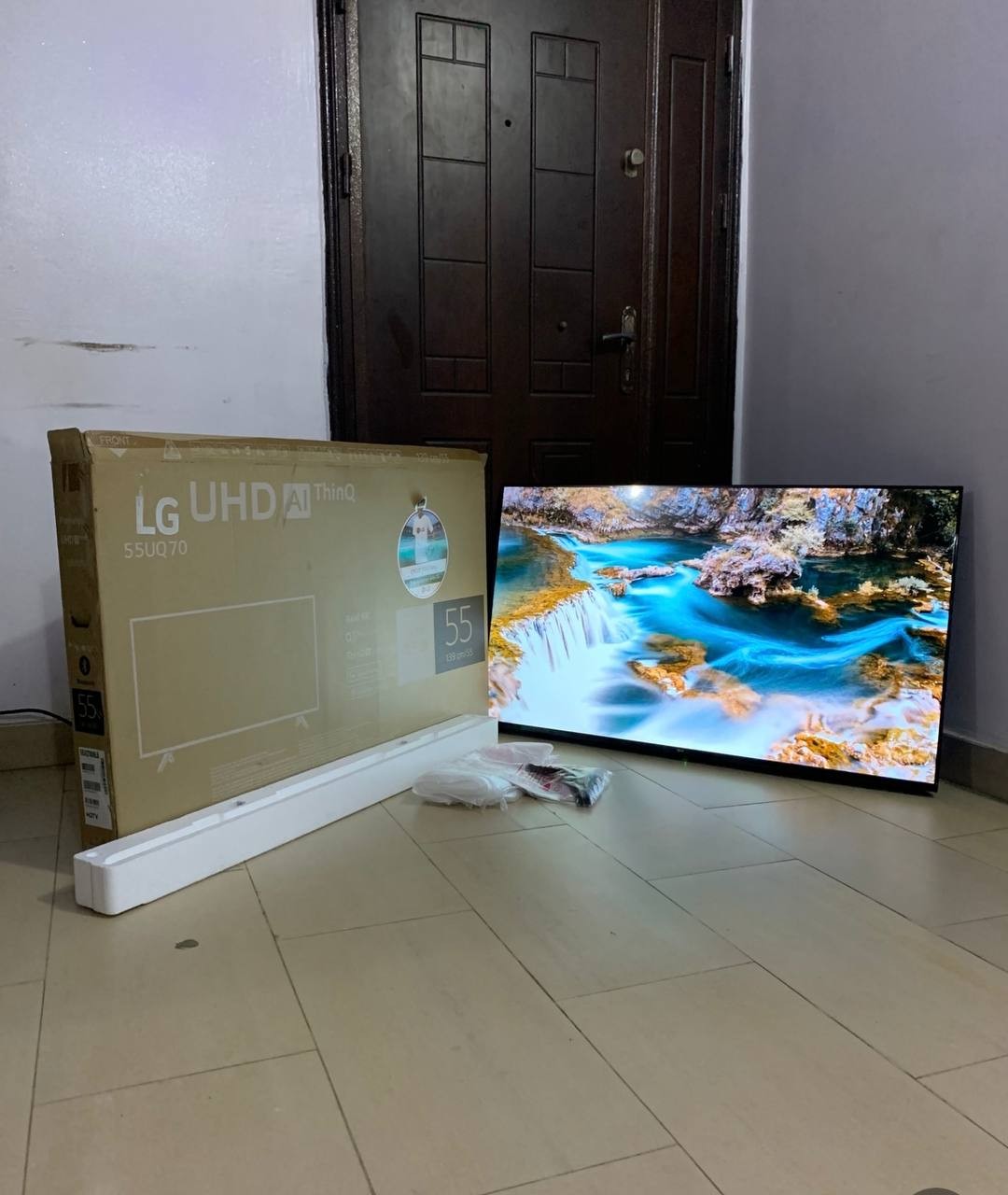 ❌❌SOLD-OUT❌❌1Week Used, 55Inches, Bluetooth, LG Frameless 4K Smart Tv For-Sale