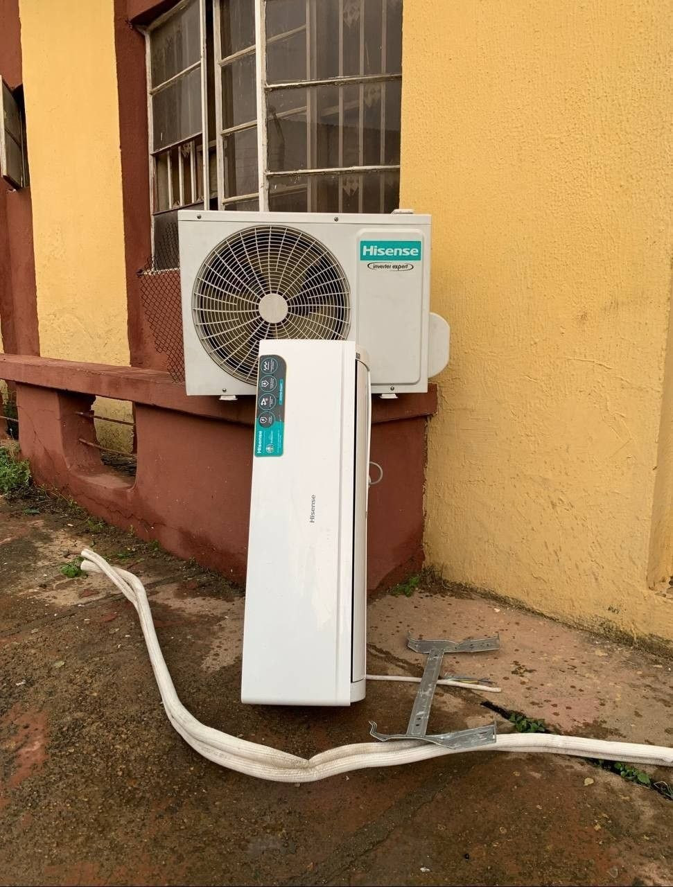 ⛔PENDING  V.Clean, 1.5Hp Hisense Inverter Air-Conditioner With Already Filled Gas, Kit and indoor Hanger For-Sale