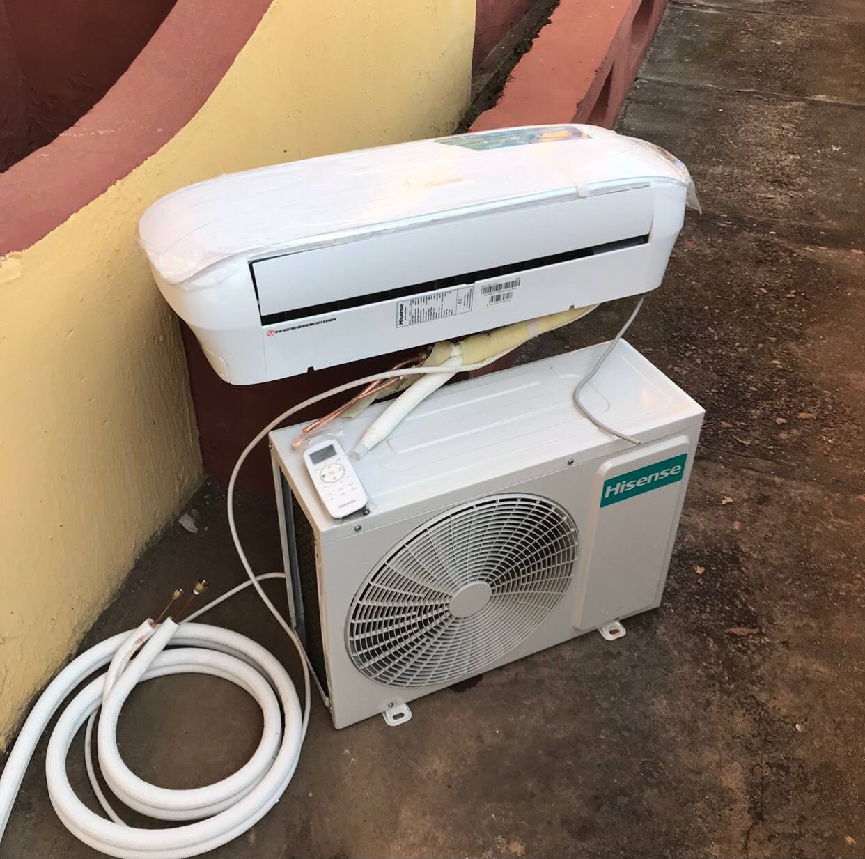 ❌️SOLD-OUT ... 2Weeks Used 2024Model 1Hp Low Voltage Storage Hisense Air-Conditioner With Kit & Inner Hanger For-Sale