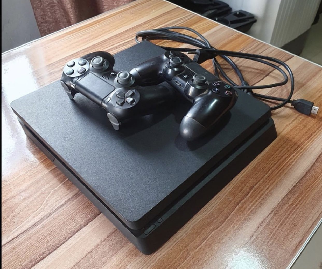 ❌❌SOLD-OUT❌❌ .... Clean Hacked PlayStation 4 with 12 installed Games & 2 Pads For-Sale