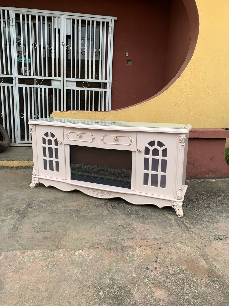 V.Clean Royal Television Stand With Electric Fire Flames Display For-Sale