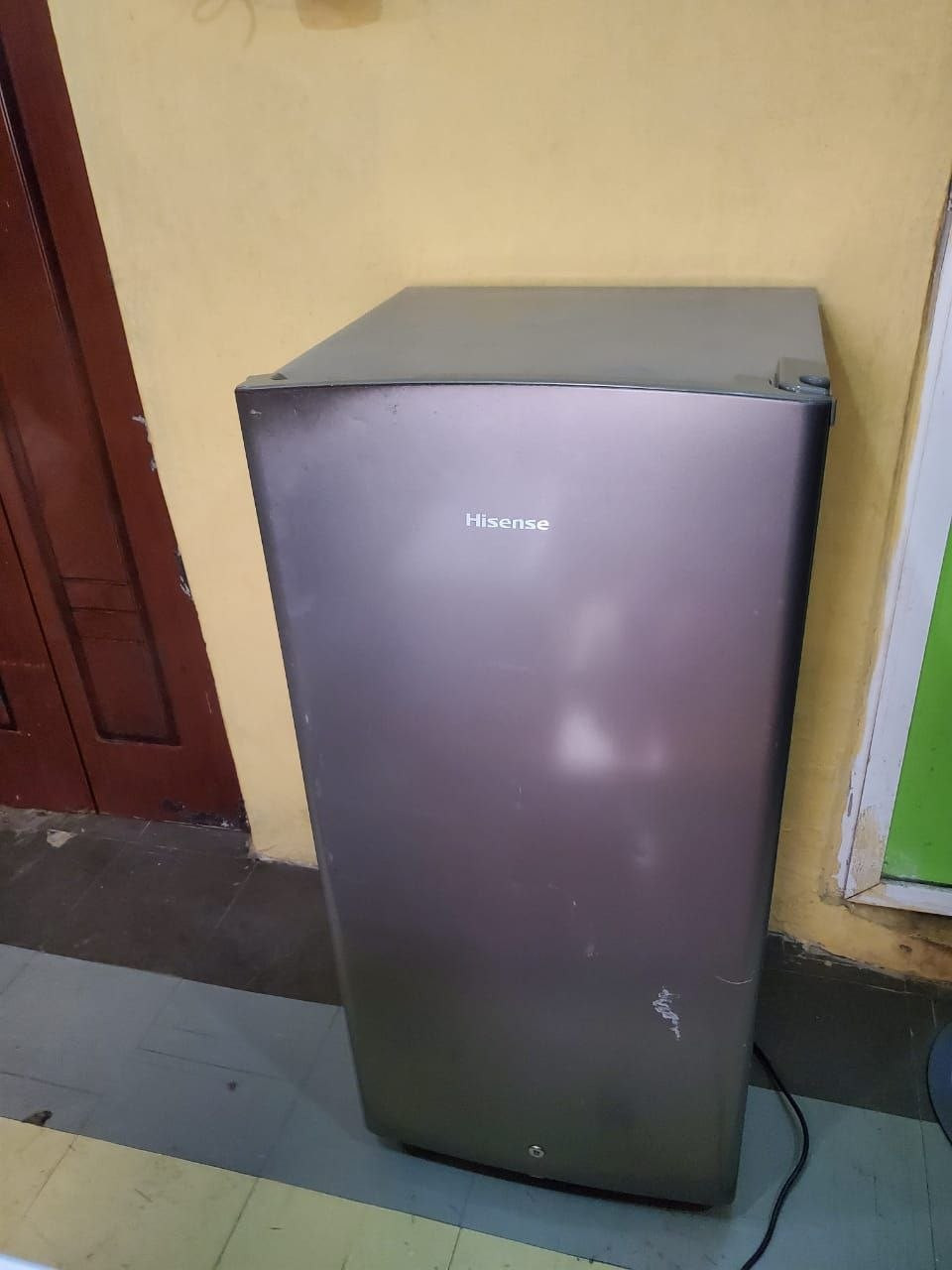 Clean Hisense Single Door Refrigerator 150L (RS20DR) [ Investor Product Code >> 0102 ]