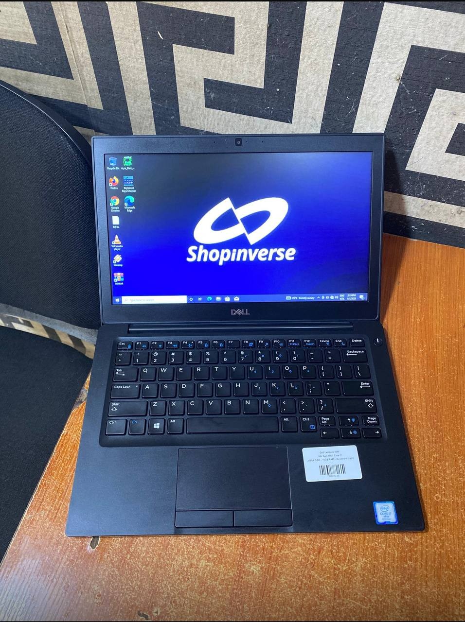 ❌❌SOLD-OUT❌❌ V.Clean, One Month Used, 16Gb Ram, 256Gb Ssd, Corei7, Keyboard Light, Dell Inspiron 7290 Laptop