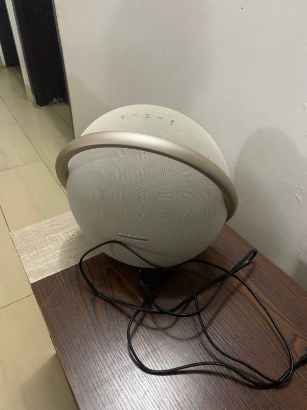 V.Clean Harman Kardon Onyx Studio 8 [ Product Code >> 0389 ]