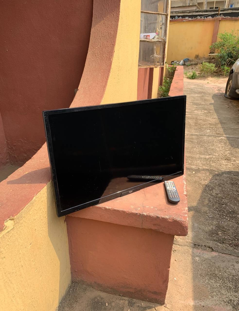 ❌❌SOLD-OUT❌❌   V.Clean 32Inches Bush Smart Tv For-Sale