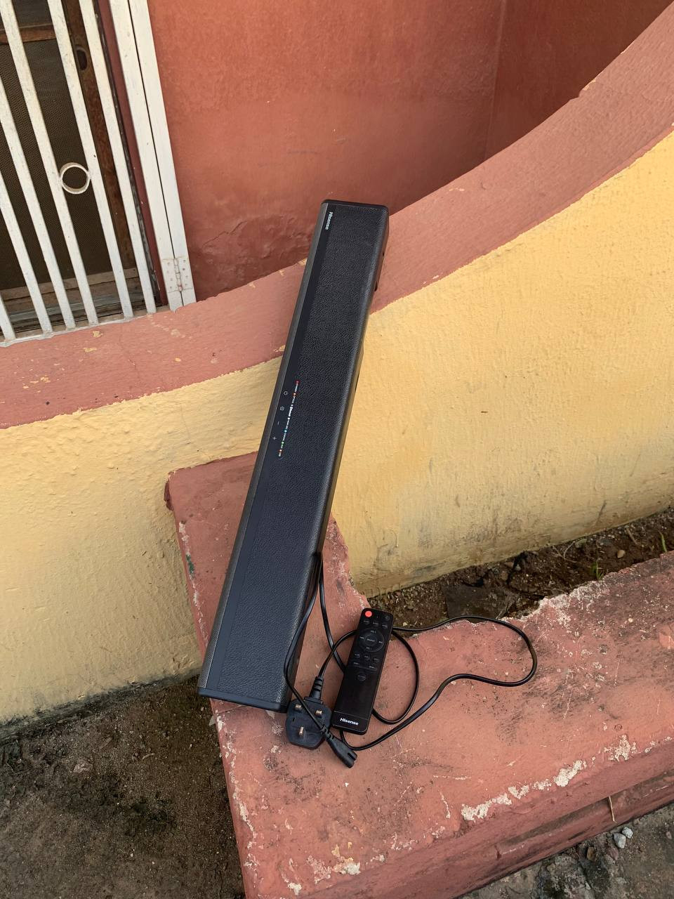 V.Clean Hisense Soundbar 80W 2.1CH (HS214) For-Sale