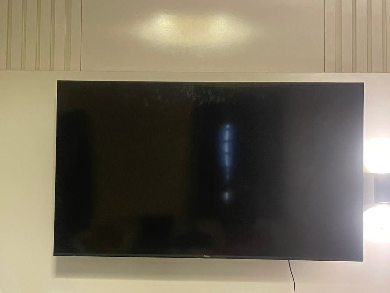 43inches Frameless Hisense smart TV For-Sale