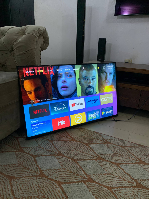 V.Clean, 43Inches Vision 4k Frameless Tv For-Sale  [ Product Code >> 0813 ]