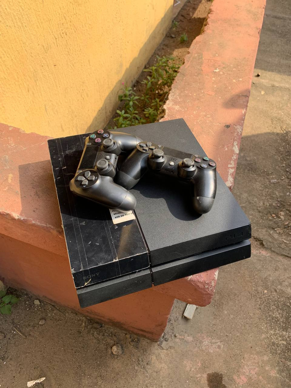 Clean PlayStation4 with 2 Controllers, and 8 different installed games For-Sale