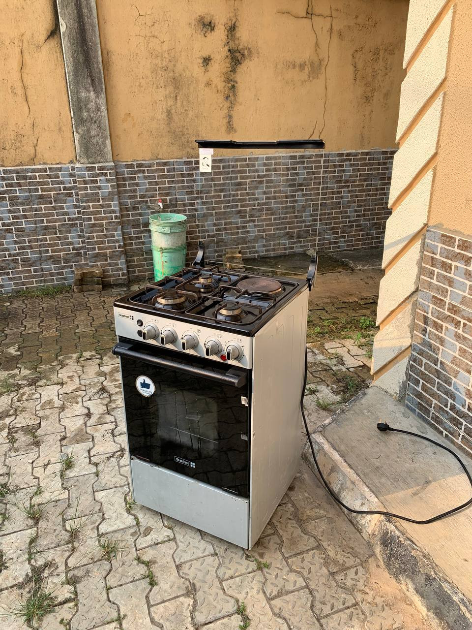 Clean Scanfrost 50X50 3 Gas Burners 1 Hot Plate With Gas Oven, Grill, Ignition Grey | SFC5312S For-Sale