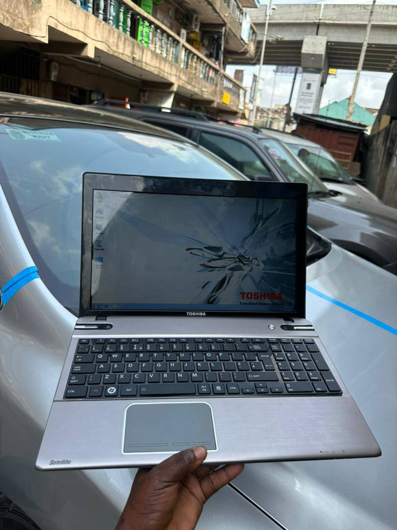 V.Clean 4Gb Ram, 500Gb Hdd, Corei3, 2Hurs Ba3 Life Toshiba Satellite Slim Laptop For-Sale [ Product Code >> 0330 ]