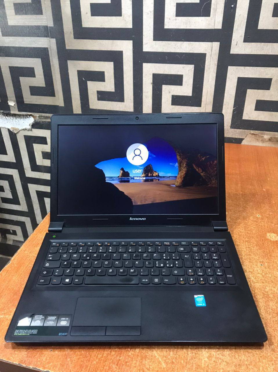 Clean 4Gb Ram, 250Gb Hdd, 2-3 hours Ba3 life, Corei5, Lenovo Laptop For-Sale
