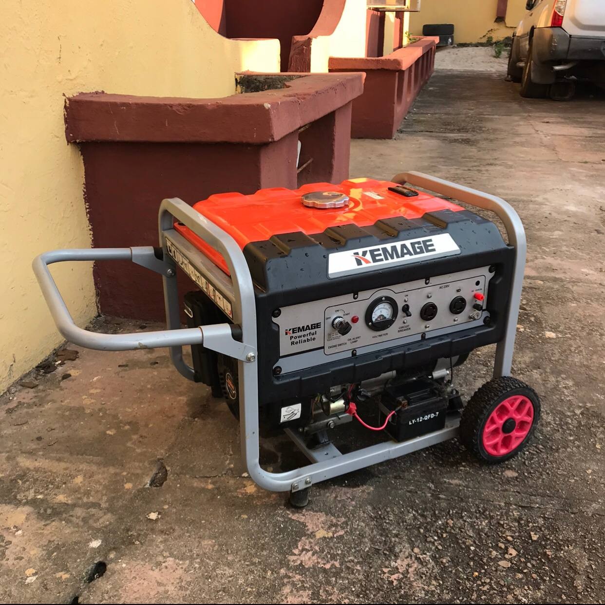 ❌️SOLD-OUT ... V.Clean Kemage 5.0kva Key Starter Copper Coil Generator (KM5800E2) With Remote Control For-Sale