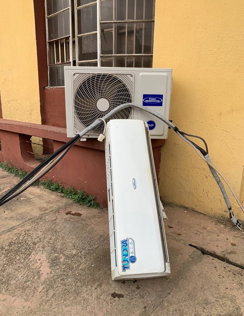 V.Clean Low Voltage Storage Haier Thermocool 2Hp Air-Conditioner with Kit & Inner hanger For-Sale
