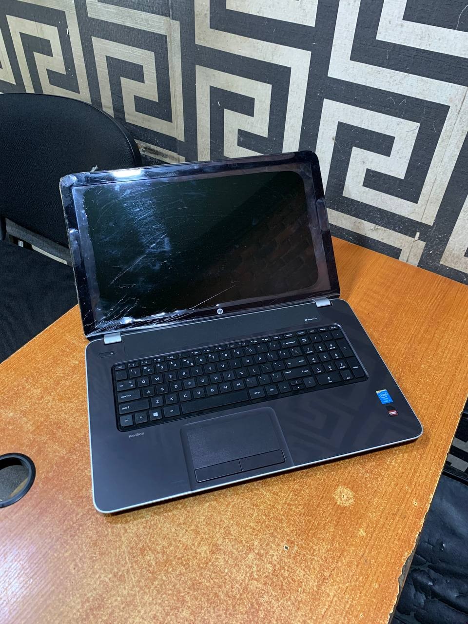 Clean 4Gb Ram, 320Gb Hdd, Corei5, 2Hurs Ba3 Life, Hp Pavilion Laptop For-Sale
