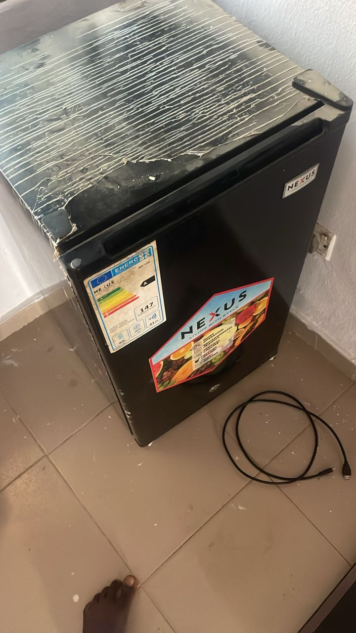 Very clean Nexus table size fridge