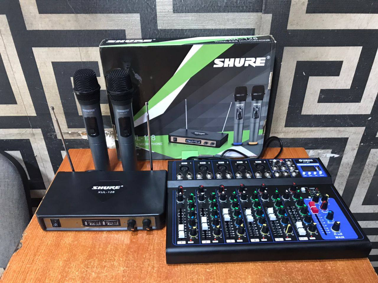 ❌❌SOLD-OUT❌❌. Yamaha Professional F7-BT Digital 7 Channel Audio Mixer With Bluetooth, USB & Phantom Power WITH Shure XUL-128 MiC For-Sale