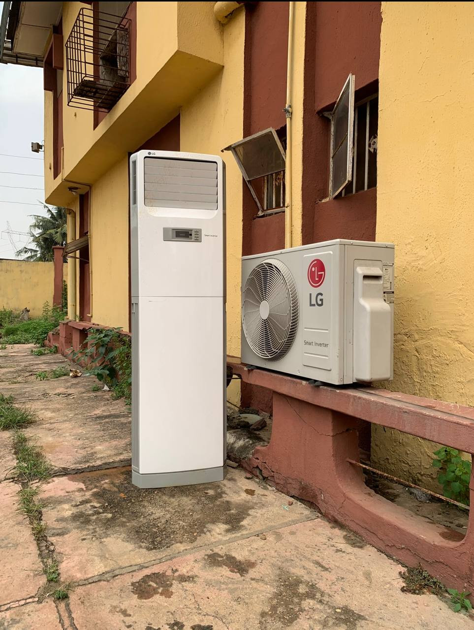 V.Clean 3Hp LG Smart Inverter Air-Conditioner with Already Filled Gas For-Sale