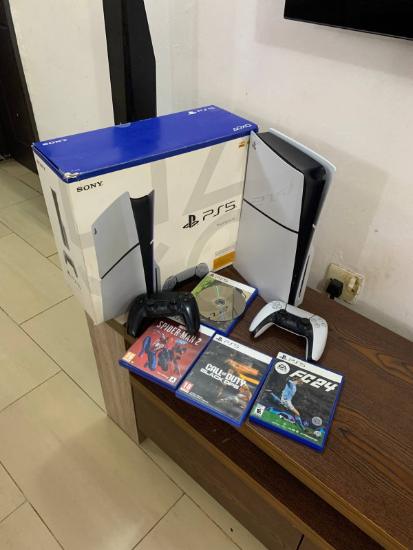 ❌❌SOLD-OUT❌❌ V.Clean 1Tb Slim PlayStation 5 With 2 Controllers 5 different Cd and Pack For-Sale [ Product Code >> 0455 ]