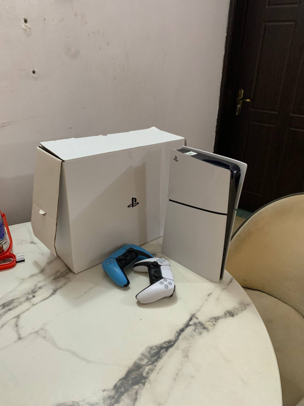 V.Clean, Slim, 1Tb PlayStation 5 Digital Version With 2 Controllers, 8 Different Installed Games Including Fc26, MK, GTA and other Amazing Games with Box and Cable For-Sale  [ Product Code >> 0586 ]