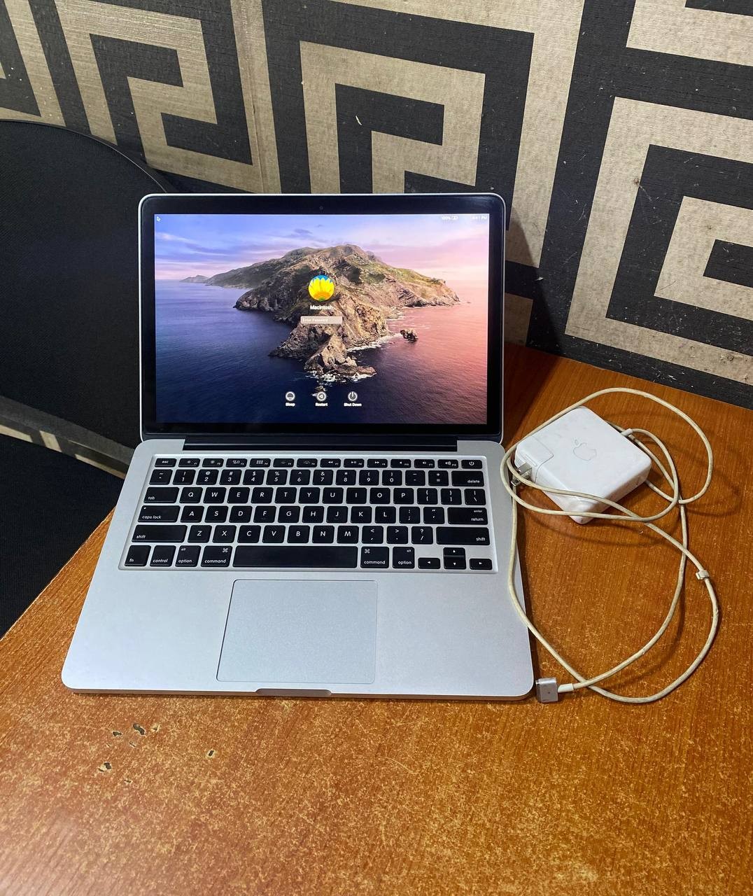 ❌❌SOLD-OUT❌❌ V.Clean 8Gb Ram, 128Gb Ssd, Corei5, Keyboard Light, 2014 MacBook Pro Laptop For-Sale