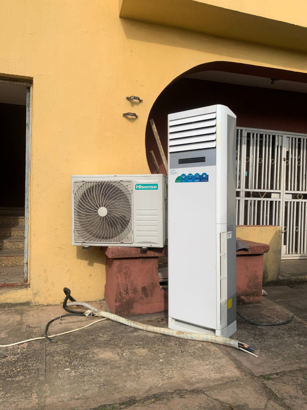 V.Clean 3Hp Hisense Low Voltage Storage Standing Air-Conditioner For-Sale [Product Code >> 0669 ]