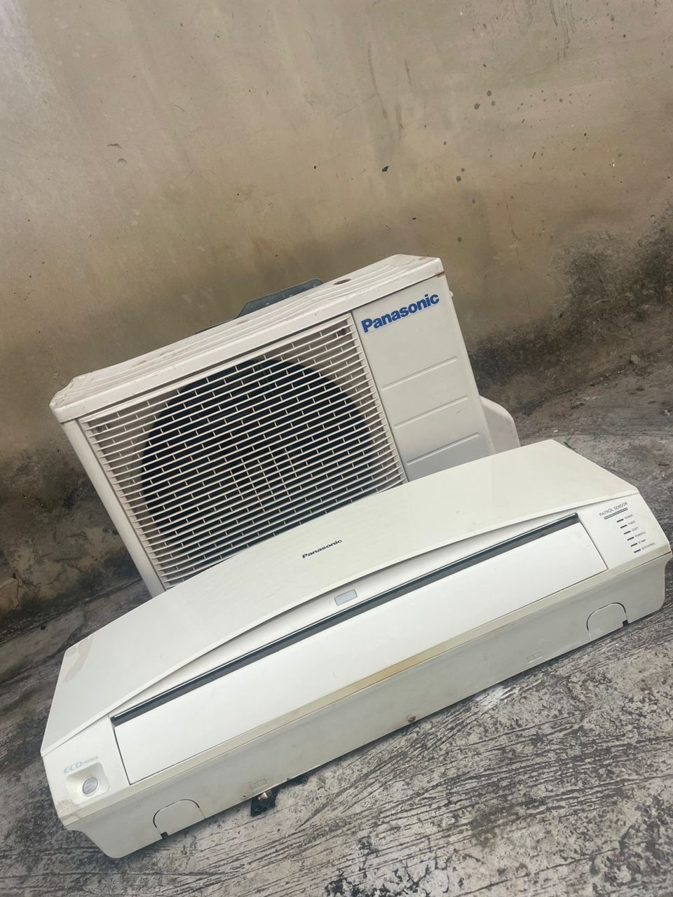 Very clean 1hp Panasonic AC [Bank Standard]