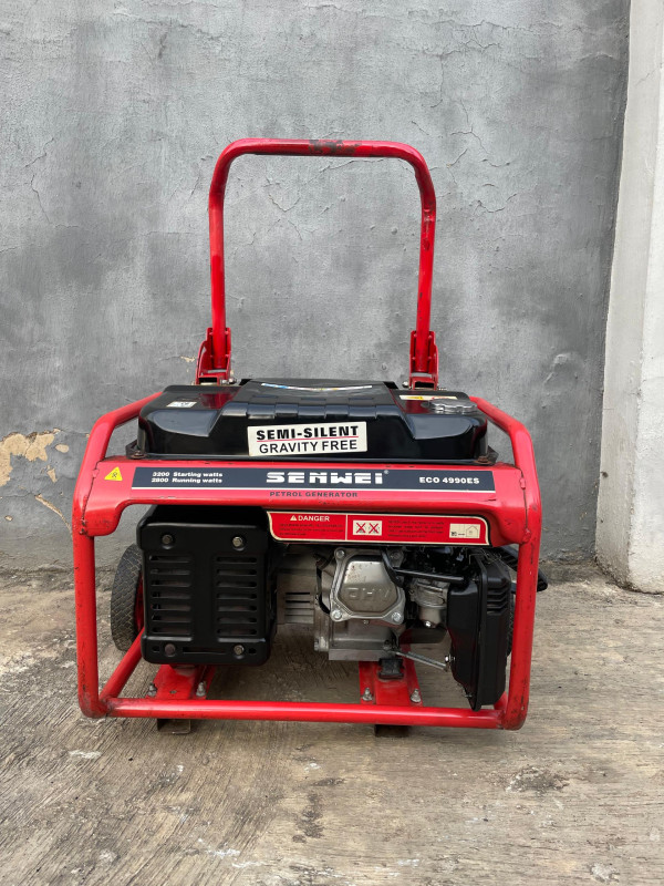 VERY CLEAN 3.5KVA SENWEI NORA ECO4990ES GENERATOR WITH TYRE