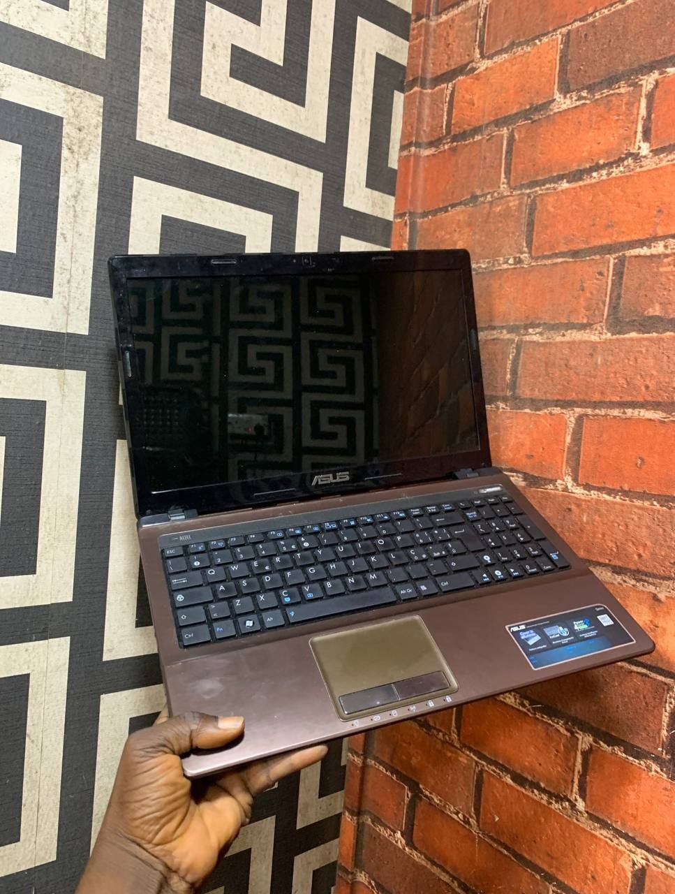 V.Clean 4Gb Ram, 320Gb Hdd, 2Hours Ba3 Life, Asus Laptop For-Sale