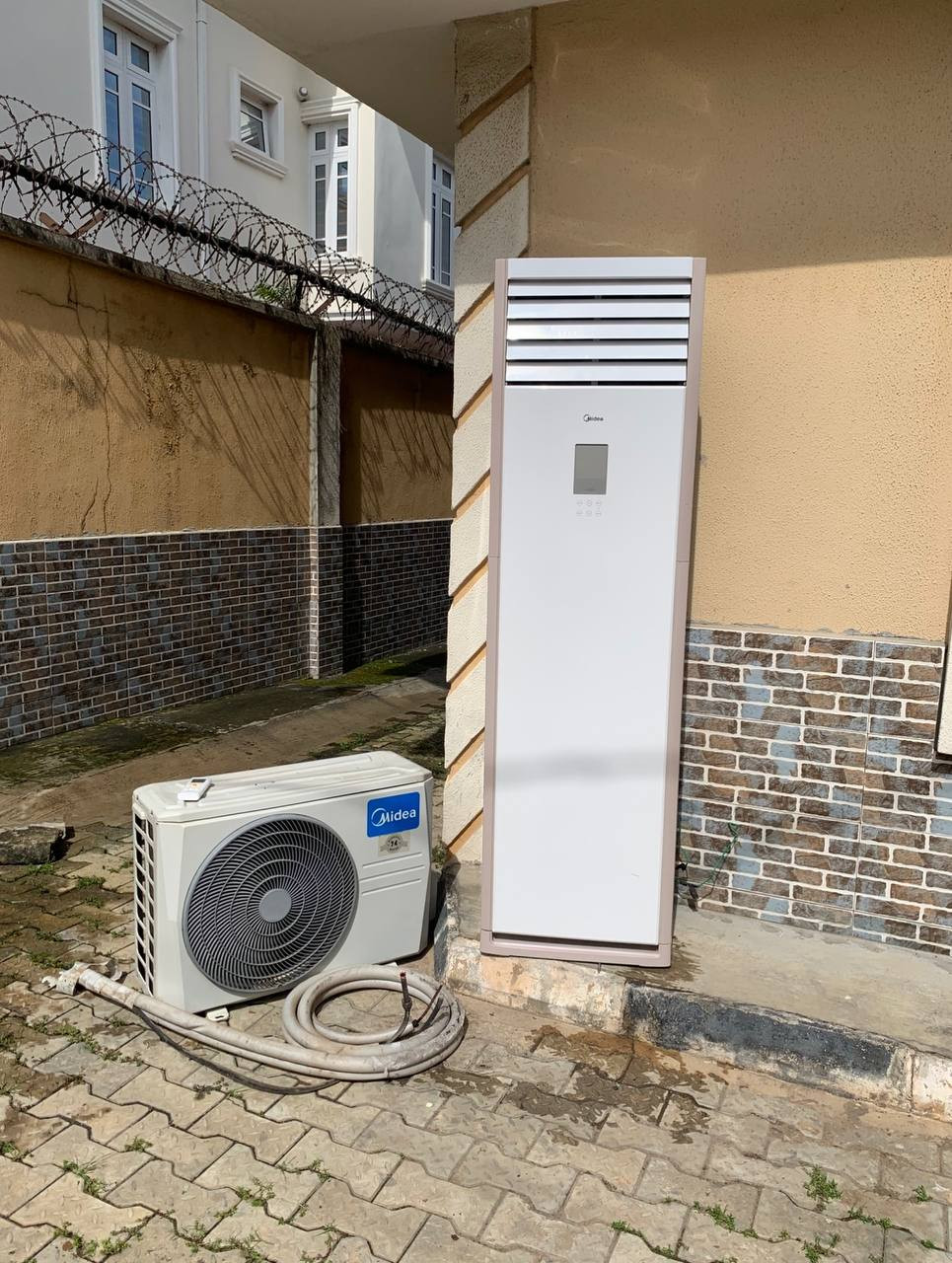 V.Clean 2.5Hp, Low Voltage Storage, Media Air-Conditioner With Already Filled Gas and Kit For-Sale