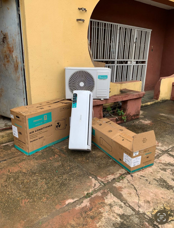 V.Clean, 2Months Used, 2Hp Hisense Inverter Air-Conditioner With Already filled Gas, Outdoor and Indoor Hanger For-Sale [ Product Code >> 0522 ]