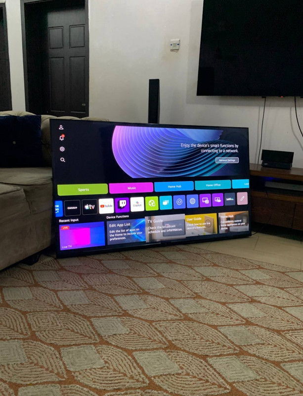 V.Clean 2Weeks Used LG 65inches 65UR73006LA AI ThinQ 4k Smart Frameless Slim Tv For-Sale