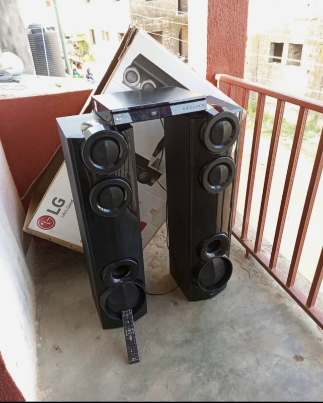 ❌️SOLD-OUT ... LG LHD675 4.2ch 1000W Home Theater System #For_Sale