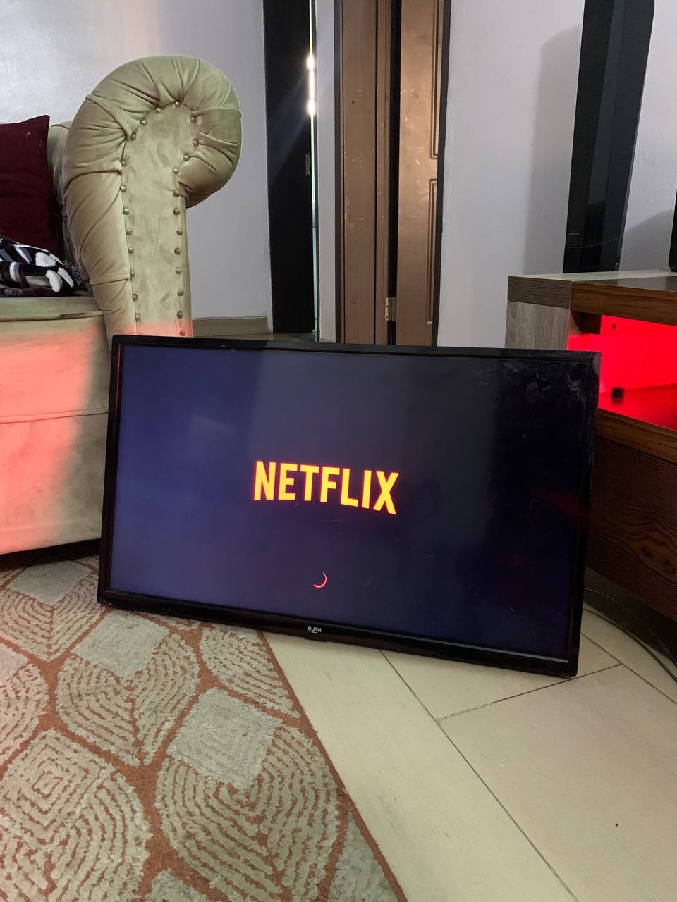 Clean 32Inches Bush 4K Smart Tv For-Sale