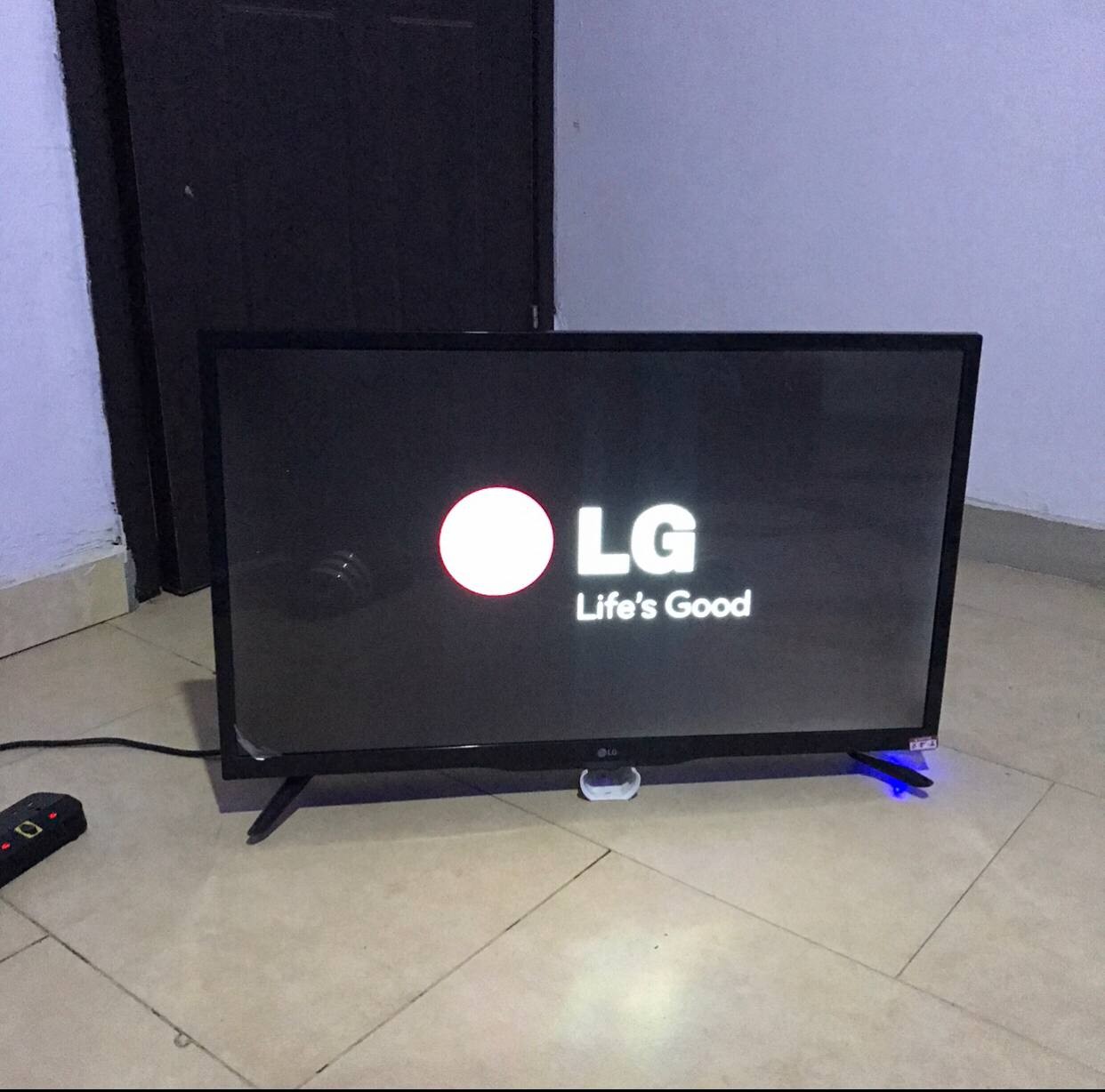 V.Clean 32Inches Lg 4k Smart Tv For-Sale