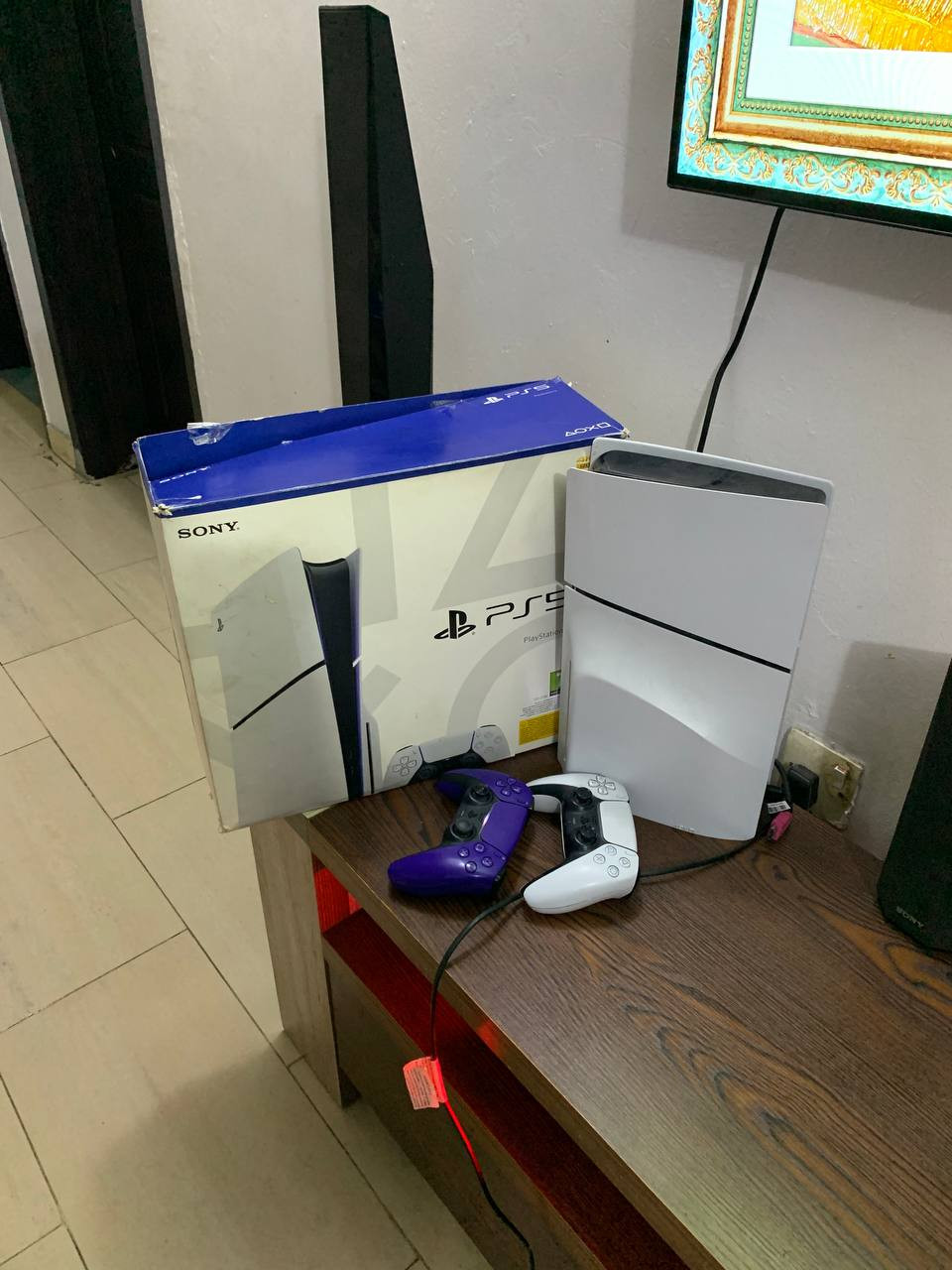❌❌SOLD-OUT❌❌ V.Clean 1Tb PlayStation 5 With 10 Different Installed Games (Fc26, GTA, BatMan, God Of War and Many More…) With Two Controller and Pack For-Sale